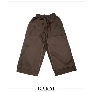Boxy Pants by Czene.24 available on Garm